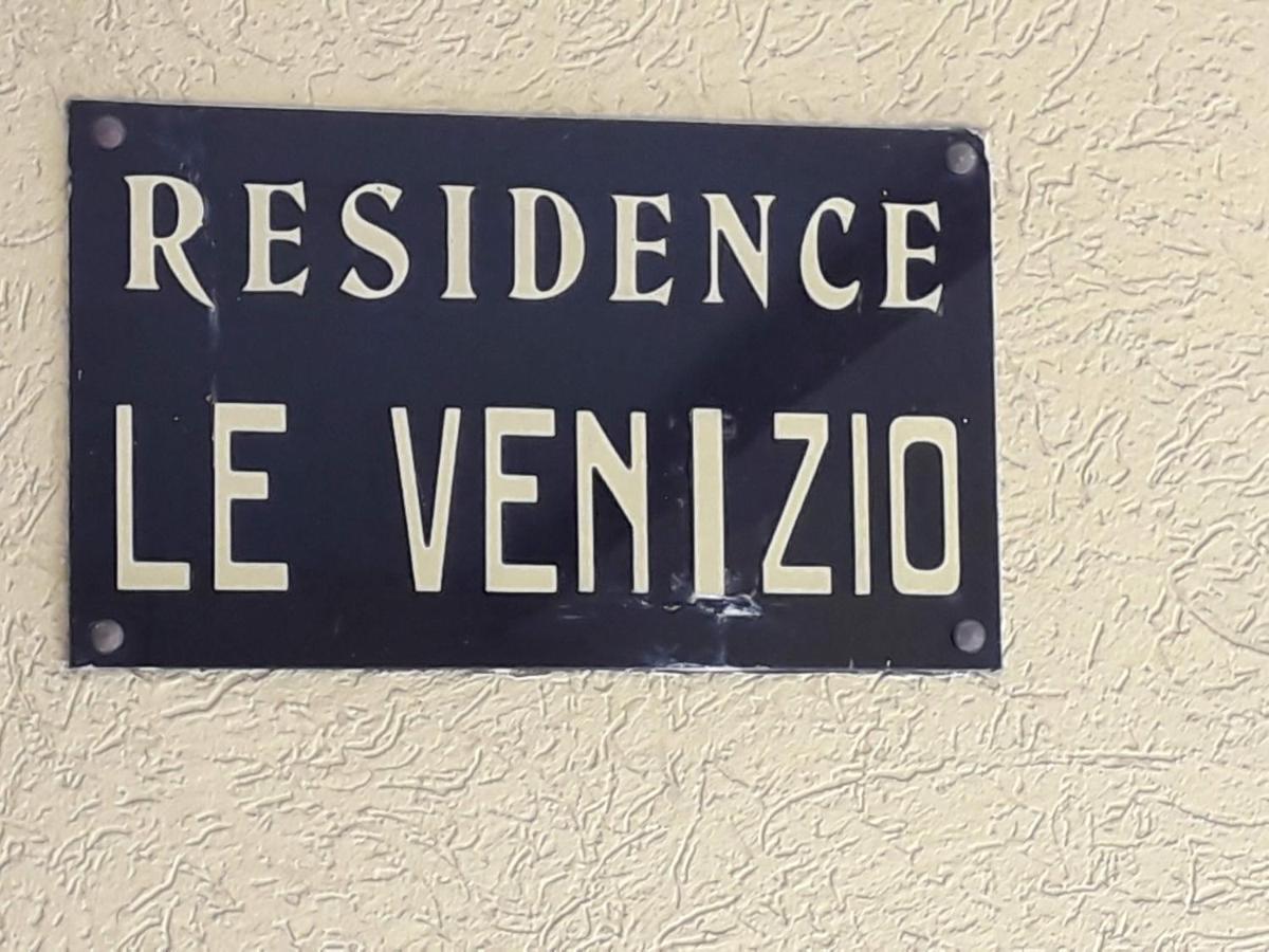 Le Venizio - Classe 2 Etoiles - T2 Climatise, Avec Terrasse, Parking, Pret De Velos, 10 Minutes A Pied Gare Et Centre Ville Sète Buitenkant foto